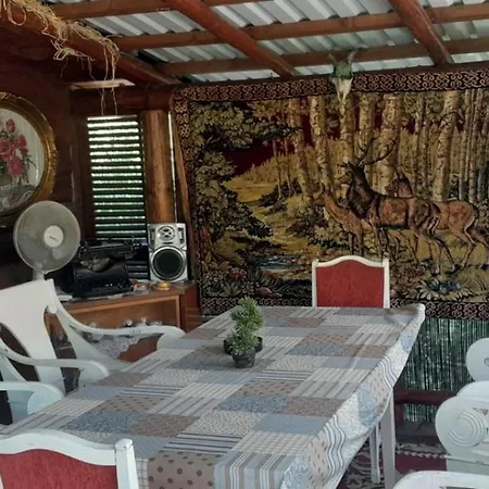 A Little Paradise Pale